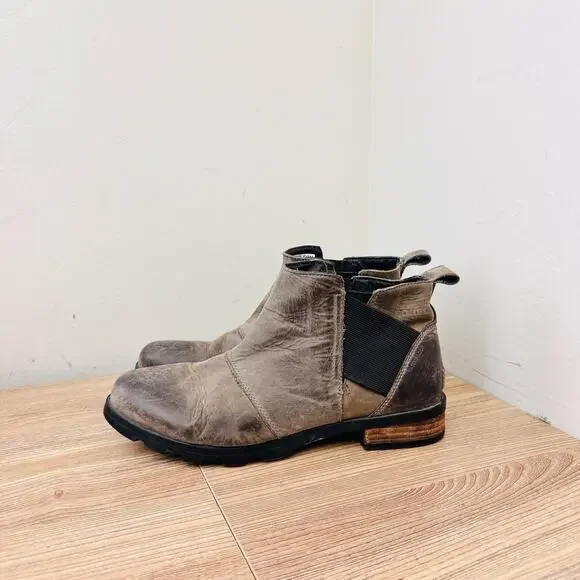 Sorel Emelie Chelsea boots. Down Leather Women’s Size 10 - Picture 2 of 10